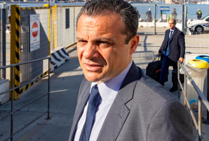 Messina, stop interventi per mancanza di sangue. De Luca: โma che aspettate a donarlo?โ