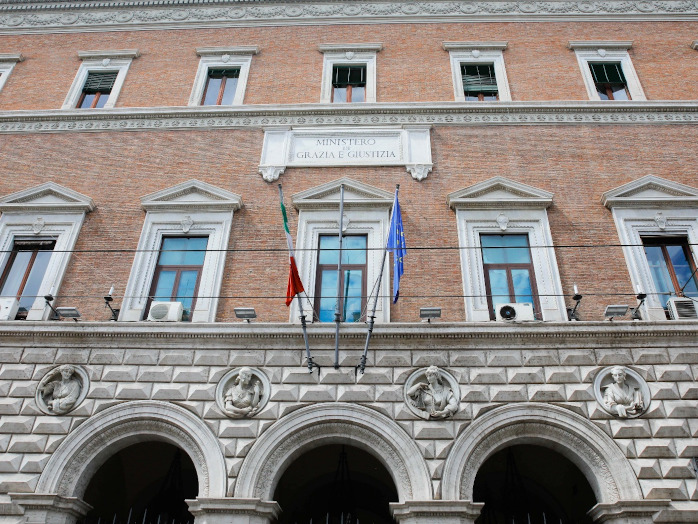 Agrigento, blitz della Polizia in Comune: indagine su un appalto da oltre 3 milioni di euro