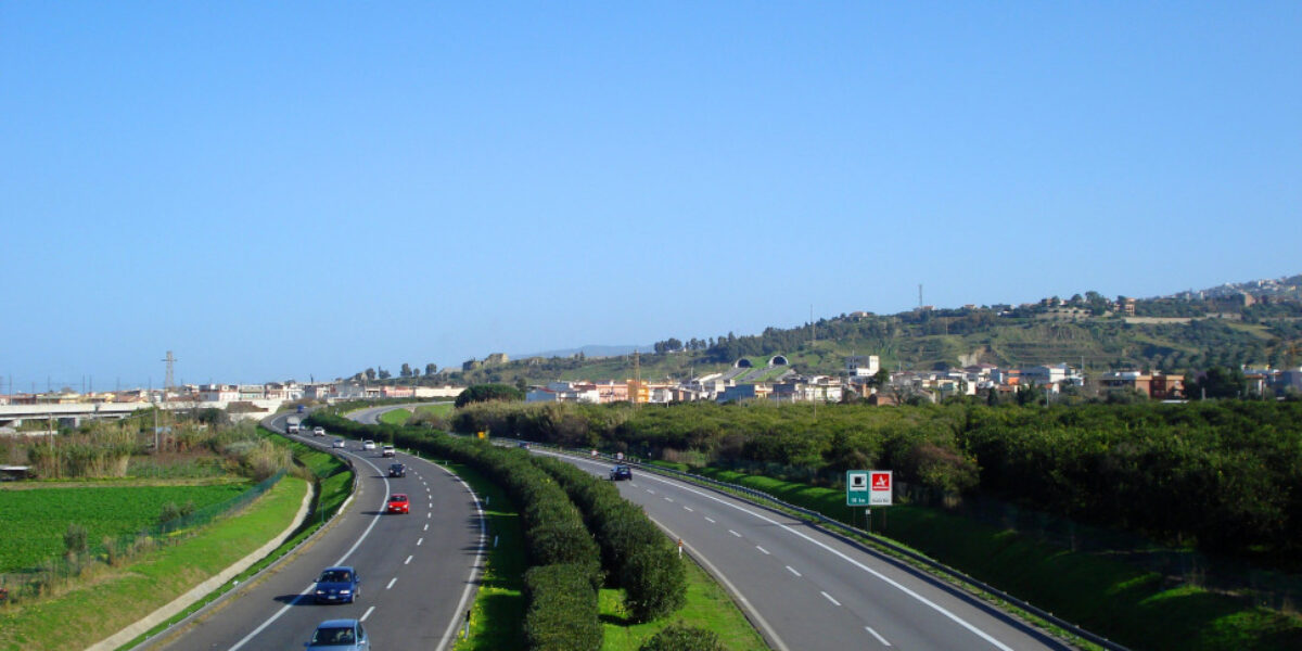 Autostrada A20 Messina-Palermo, riapre il viadotto Pietra ma resta l’emergenza cantieri e sicurezza